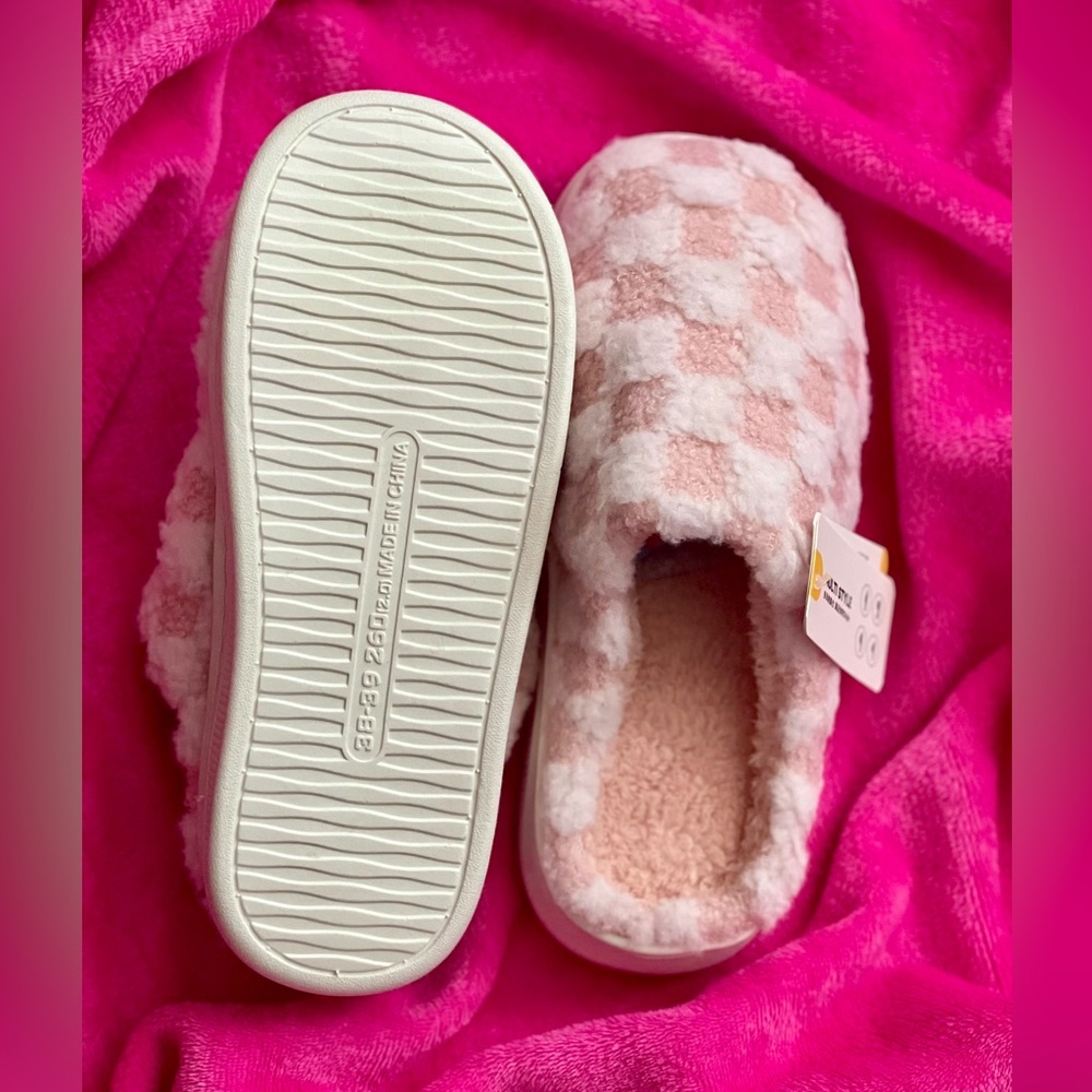 Slippers with durable outdoor soles. Cute pink checkered fuzzy slippers